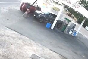 Успел отскочить