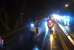 Ночь, дождь, мотоцикл