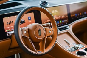 Huawei научила автомобильную аудиосистему одновременно играть разную музыку спереди и сзади