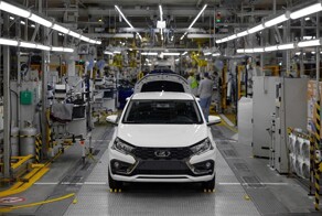 Российские автопроизводители получат за год субсидий почти на триллион рублей. Дальше больше