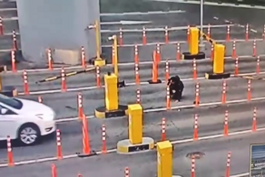 Таксист сбил парковщика на выезде из аэропорта Шереметьево