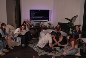 Стримерша превратила собственные роды в шоу