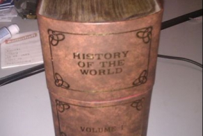 Интересная книга из домашней библиотеки (3 фото)