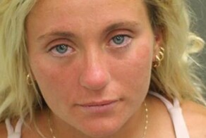 Сотрудница службы безопасности попала под горячую руку пьяных сестёр