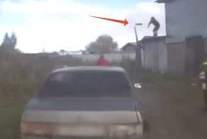 Под Вологдой неравнодушный мужчина бросил полено в убегавшего от полиции лихача