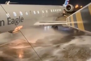 Работник аэропорта пытался заправить самолёт, но что-то пошло не так