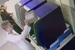 Парень похитил смартфон, забытый владельцем