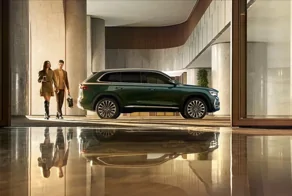 В Белоруссии начнут выпускать обновлённый Geely Monjaro — такой кроссовер появится и в России
