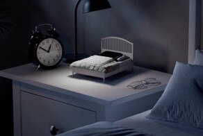 IKEA представила мини-кровати для смартфонов покупателей
