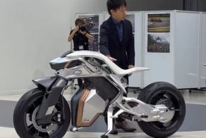 Yamaha показала, как будет выглядеть байк будущего