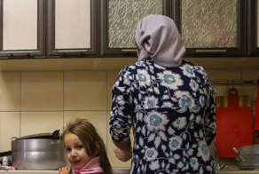 "Лучше родиться собакой, чем женщиной в дагестанской семье": кавказские мужчины обиделись на замечание блогера