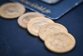 Через сутки после кражи в Лувре во Франции обворовали еще один музей