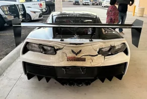 Chevrolet Corvette расплавился от долгой езды на высокой скорости