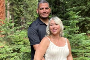 Женщина забеременела двойней в 43 года после отказа от веганской диеты