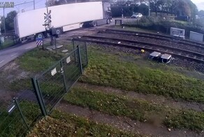 Очередной профессионал на ЖД переезде