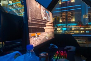 Блогер показала компьютерный клуб в Северной Корее, в котором можно поиграть в Dota 2