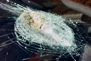 В электрокар Tesla попал метеорит: водителя спас автопилот FSD