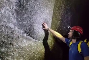 В пещере нашли гигантский "паучий город"