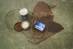 Модель солнечной системы из старых банок (10 фото)