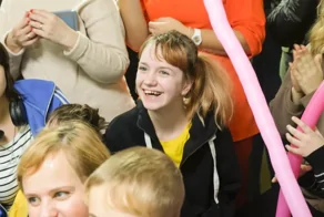 Артисты из Москвы во главе с Эдгардом Запашным приехали к маленьким пациентам в клиники Донецка