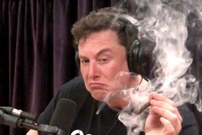 Акционеры Tesla согласились заплатить Илону Маску триллион долларов