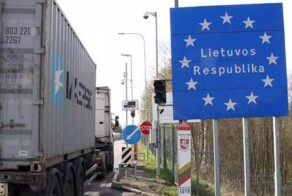 Грузовые войны: как Литва закрыла границу, а Белоруссия ответила зеркально