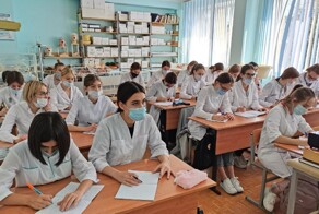 Госдума приняла закон о целевом обучении для студентов-медиков