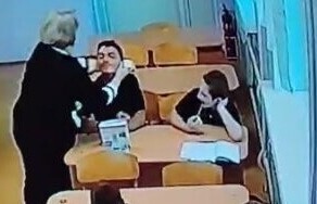 В Приморье школьники пожаловались на преподавателя, которая заклеивает им рты скотчем и бьёт стульями по голове