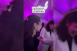 Оперный певец превратил выпускной консерватории в настоящее шоу