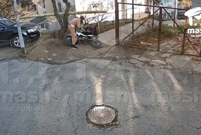 Встретились как то дама с собачкой и питбайкер в Ялте