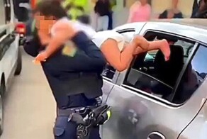 В Колумбии ребёнок провёл в закрытой машине 7 часов