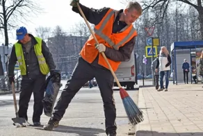 В Рособрнадзоре призвали родителей не запугивать детей работой дворника