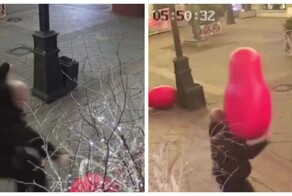 Москвич атаковал новогоднюю инсталляцию и&nbsp;украл матрешку