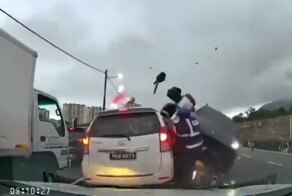 Какой-то странный манёвр