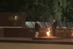 Школьники пожарили еду на Вечном огне в Краснодарском крае