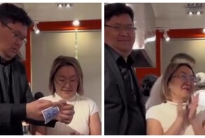 Ловкость рук и никакого мошенничества: мужчина угадал карту, показав секрет всем