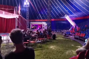 Цирковой трюк закончился травмами для акробата