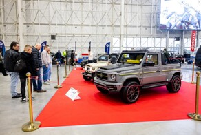 "Только ожиревшие бессовестные жлобы могут его купить": Виталий Милонов призвал к проверке покупателей детского авто за 11 миллионов рублей