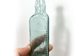 Почему уксус в СССР хранили в треугольных бутылках и как это спасало жизни?