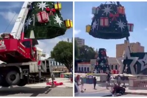 Рабочие пострадали из-за опрокинувшегося автокрана