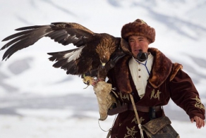 Охота с беркутами в Казахстане (16 фото)