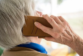 «Школа ремонта» по-русски: бабушке свежую отделку, а она требует квартиру назад