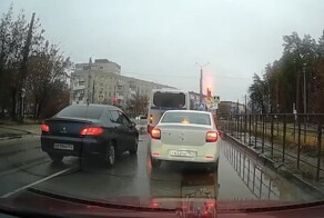 Погоня за нарушителем на полицейском автобусе