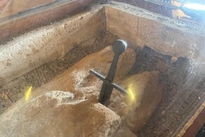 Затерянный меч Тосканы, вдохновивший на легенду о короле Артуре