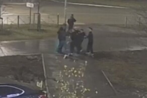 В Оренбурге парень спутал прохожих с грабителями и покалечил их