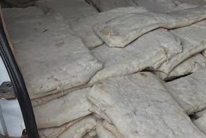 Белорус обиделся на увольнение и украл со склада предприятия две тонны сала