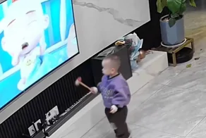 Большой экран против маленького молотка