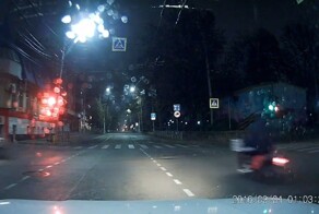 Все стоят, а я спешу!