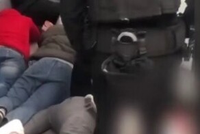 В Москве задержали группу мужчин, незаконно легализовавших более 53 000 мигрантов