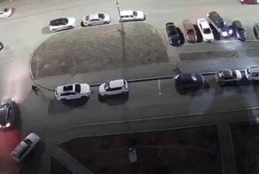 Сорвался с места и врезался в дом